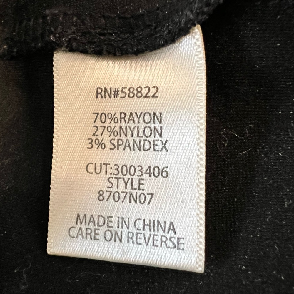 Max Studio Black Skinny Pants - Picture 5 of 7